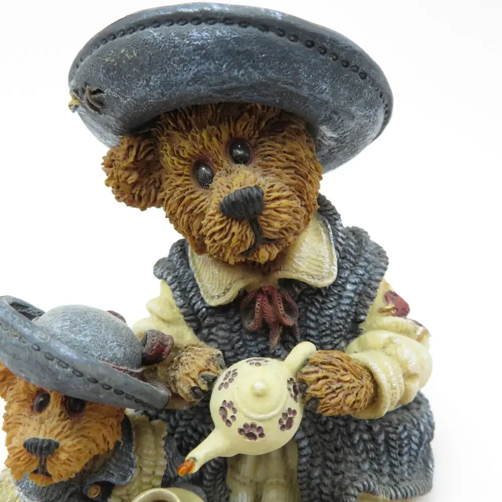 Boyd's Bears Catherine and Caitlin Berriweather Special FOB 2000 Fine Cup of Tea